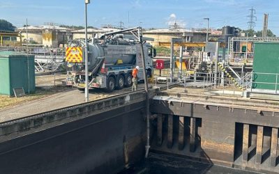 Today our deep suction super water recycling unit and its crew were out for the second day finishing off this large PST clean.