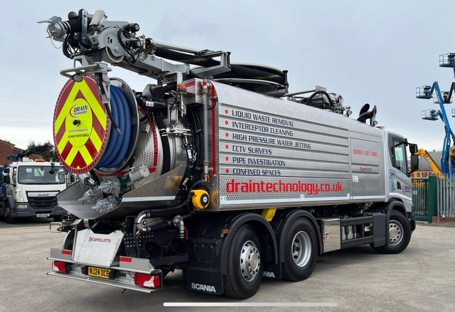 New Drain Technology tanker lorry