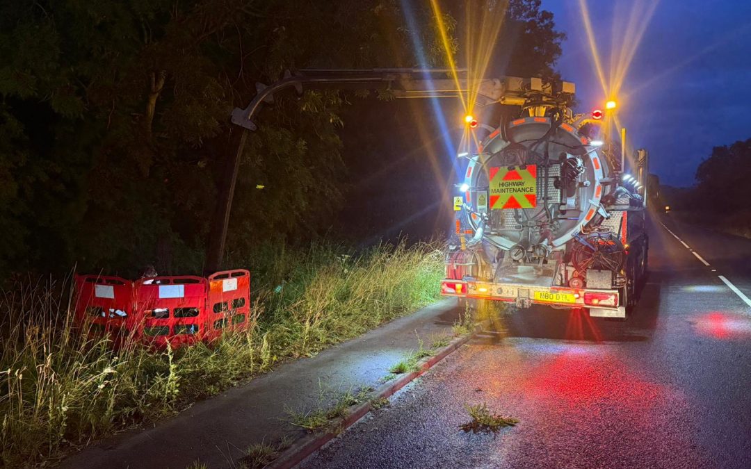 Night-Time Desilting Operations Safely Underway for Telecoms Client