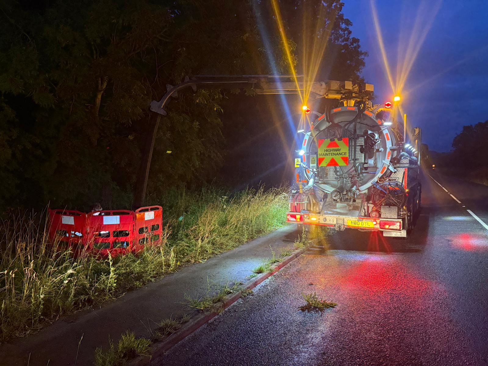 Drain Technology tanker working through the night