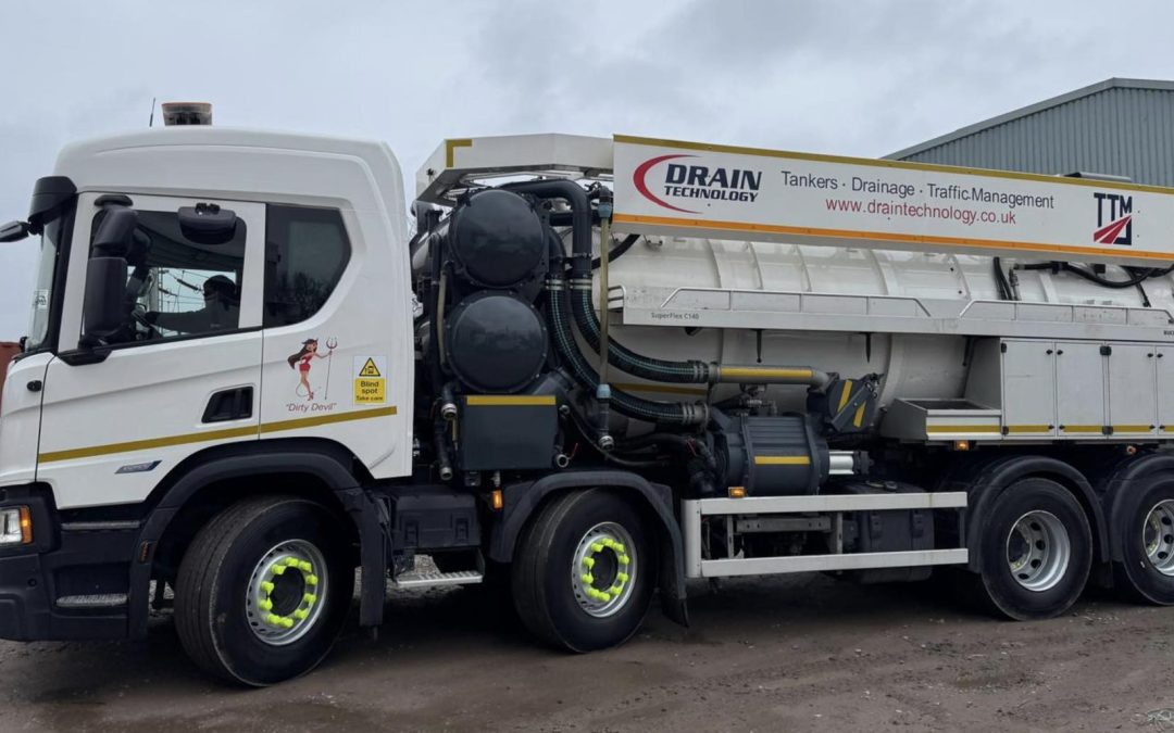 Well there she is, the “Dirty Devil” our additional super sucker.