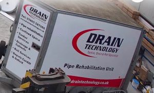 Pipe rehabilitation unit trailer